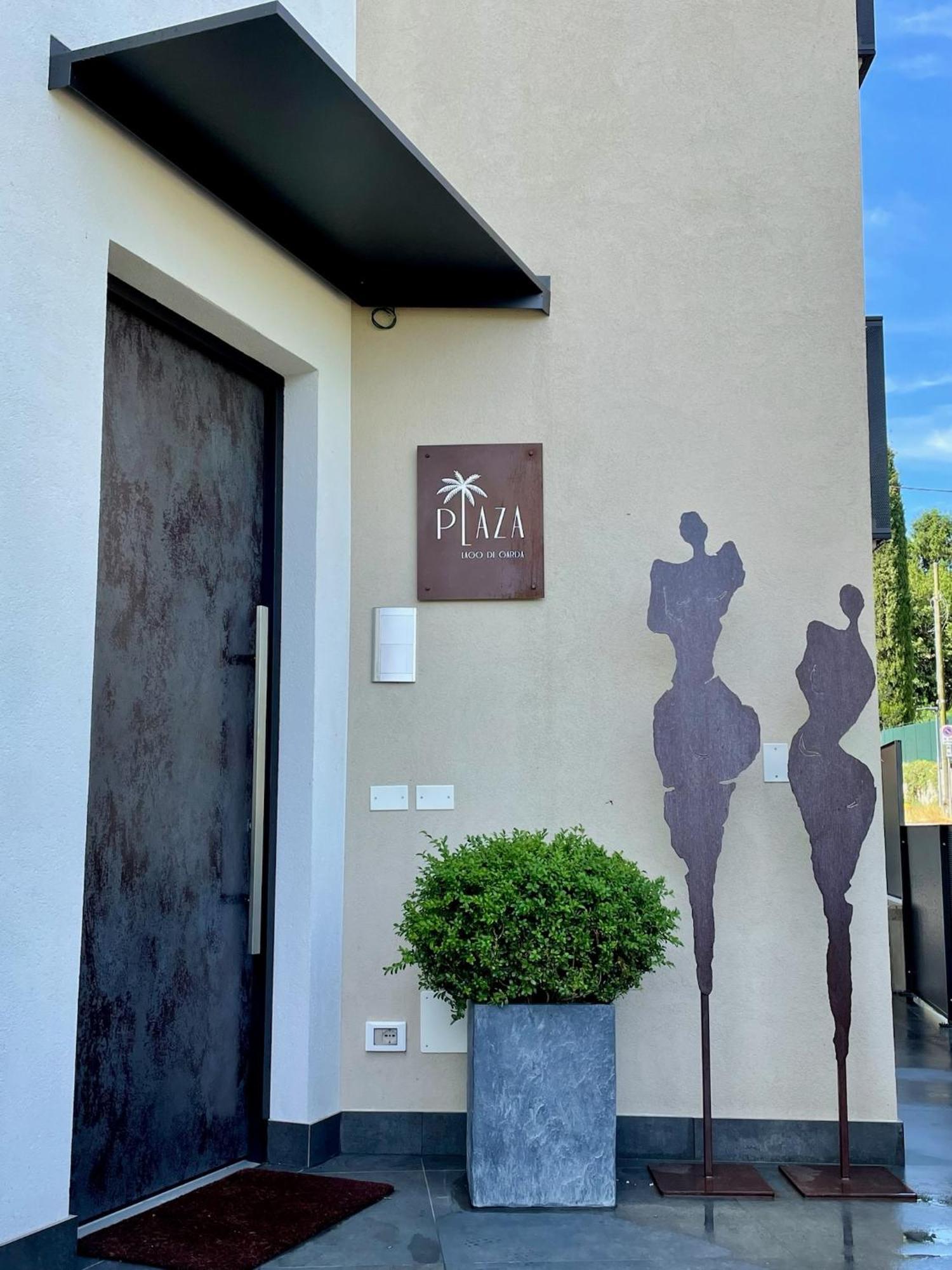 Plaza Di Garda Pensión Peschiera del Garda